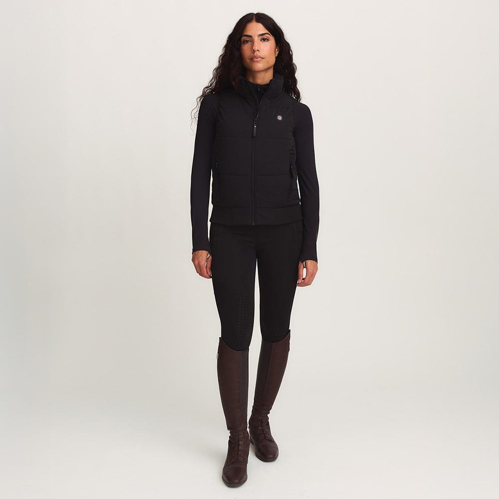 Liivi  Max Fairfield®