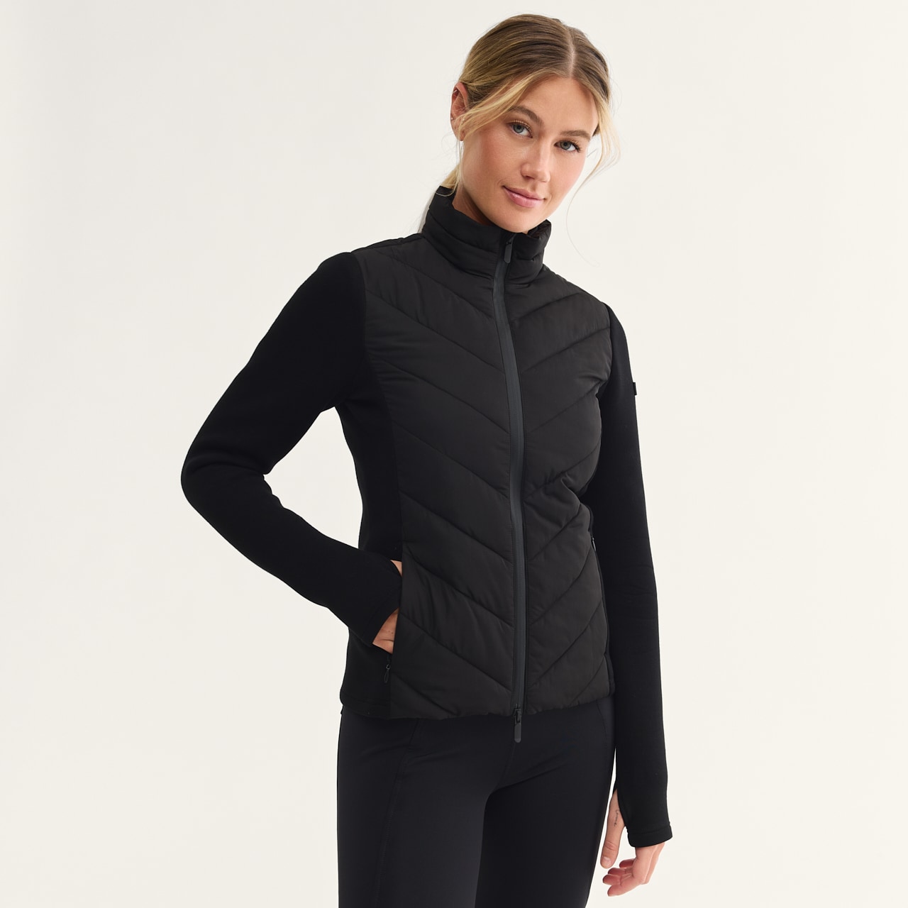 Takki Charlyne Fairfield®