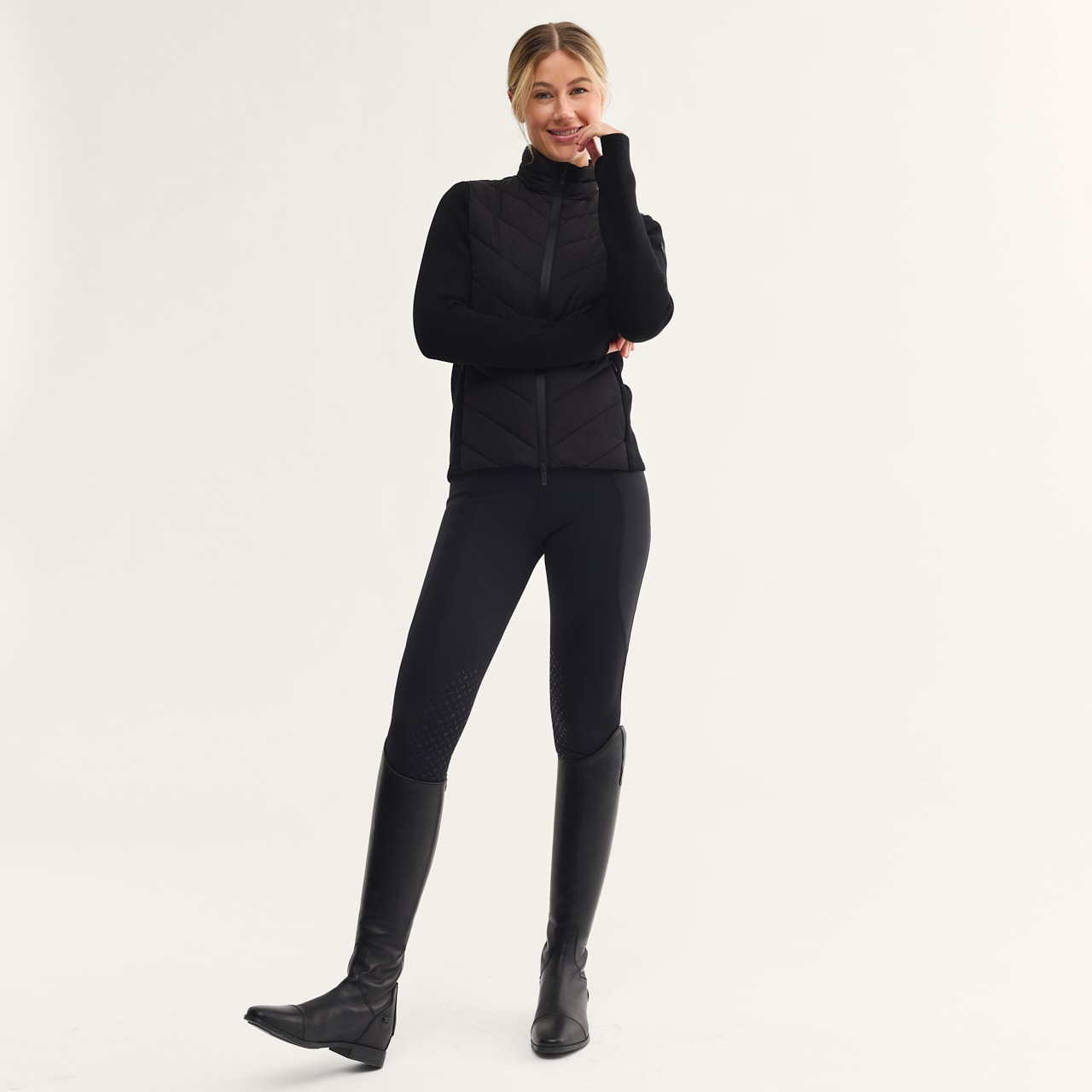 Takki Charlyne Fairfield®