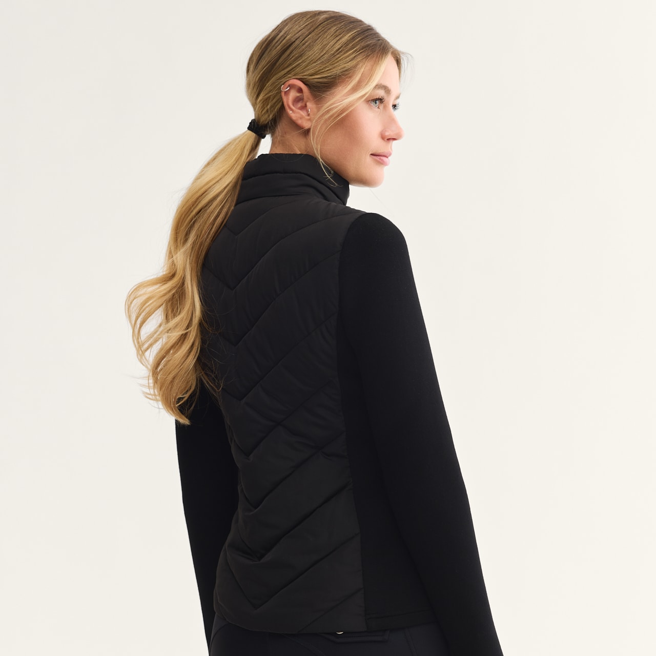 Takki Charlyne Fairfield®