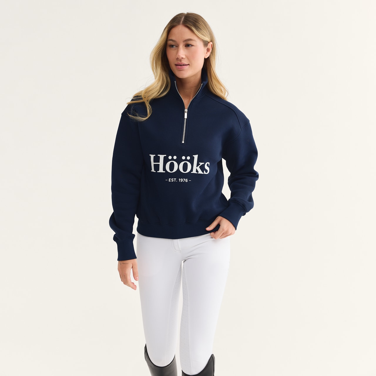 College Astino Hööks