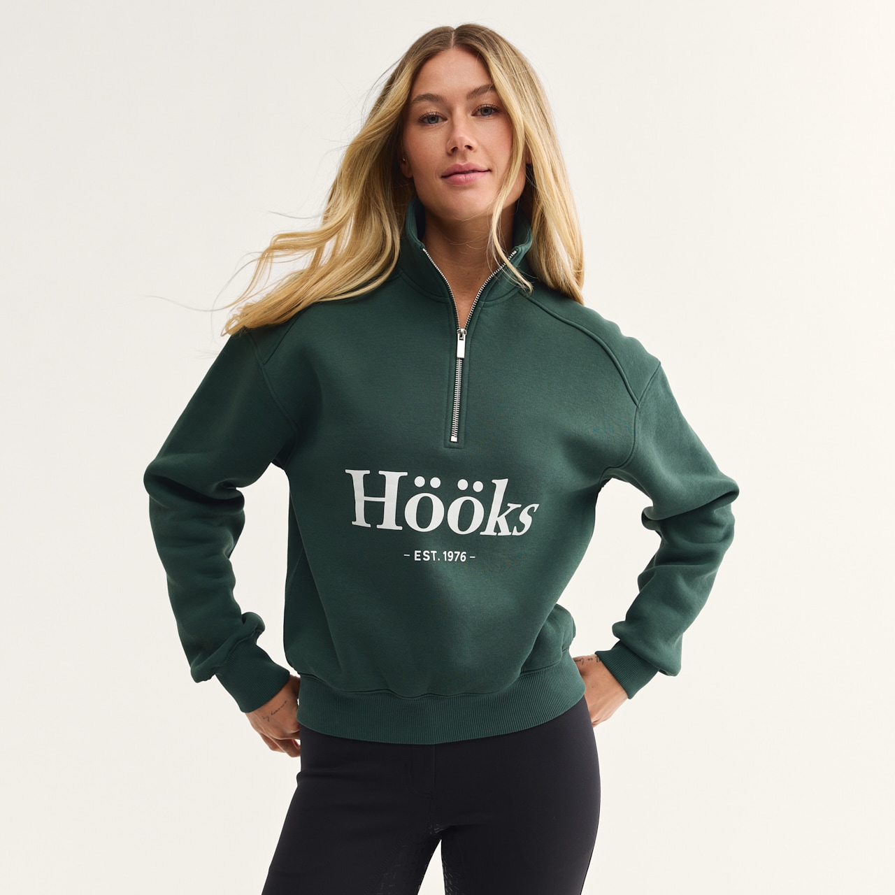 College Astino Hööks