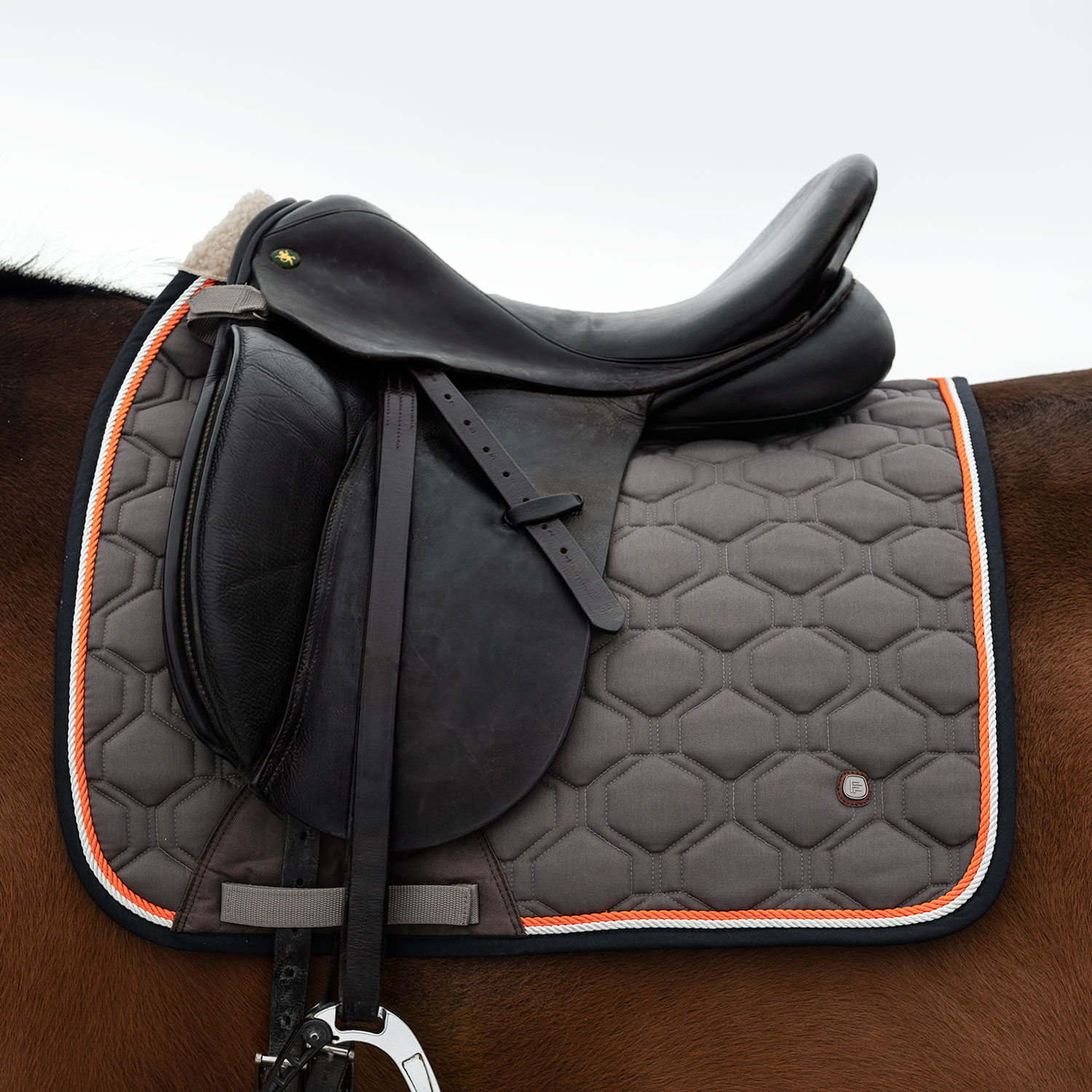 Kouluneliöhuopa Ariel Fairfield®