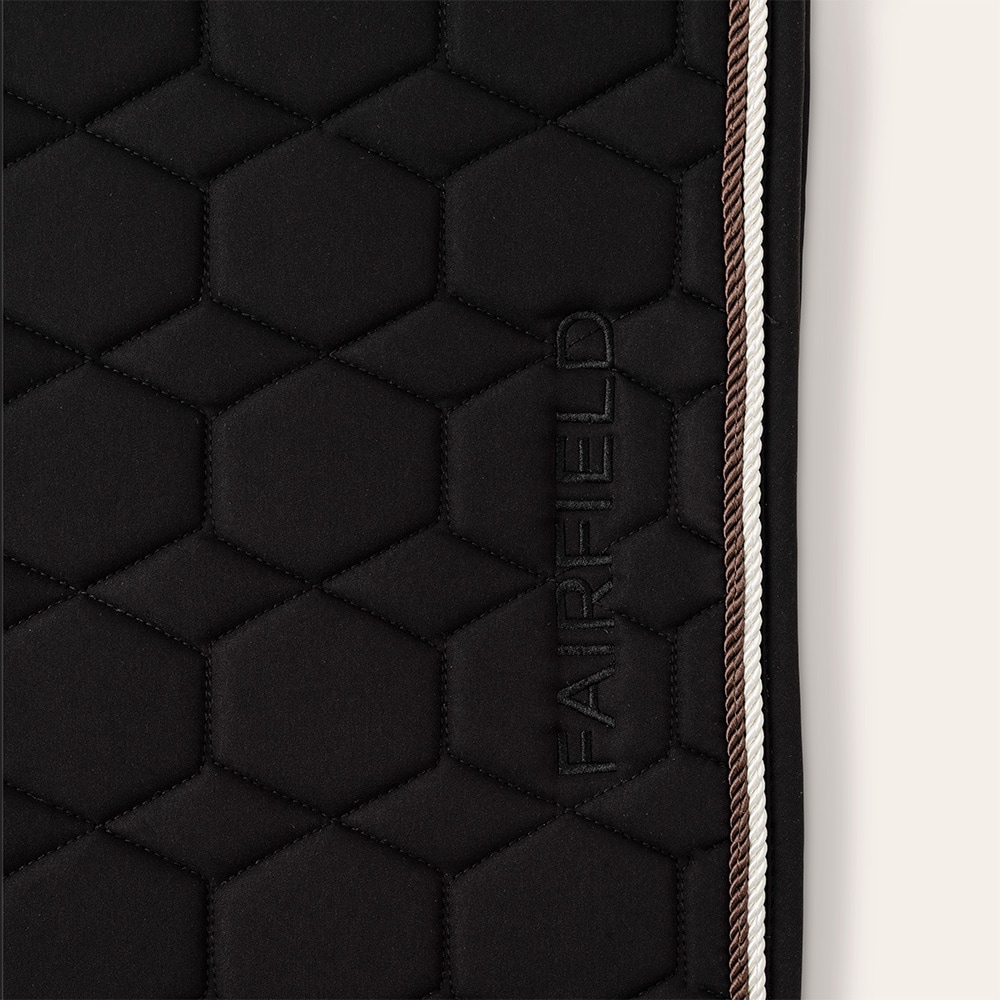 Kouluneliöhuopa Burghley Fairfield®